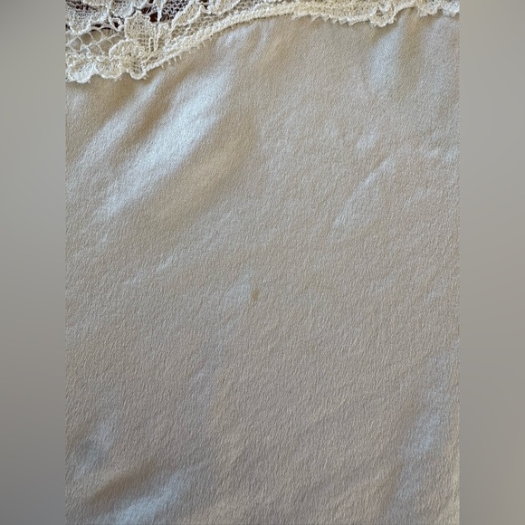 SKIMS Bridle Silk Straight Leg Pant and Silk Cami (M) in Marble - Picture 6 of 13